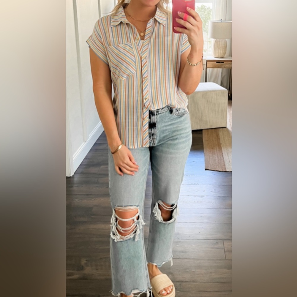 Magnolia Boutique multi stripe button down top Size Large